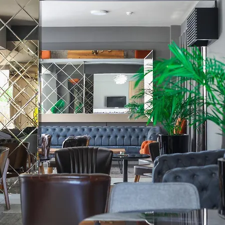 Ξενοδοχείο Sky Roof