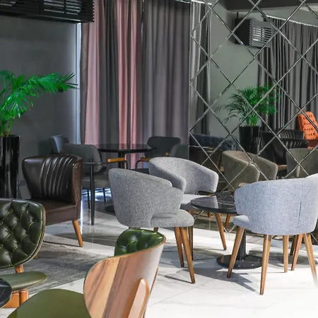 Hotel Sky Roof Nicosia