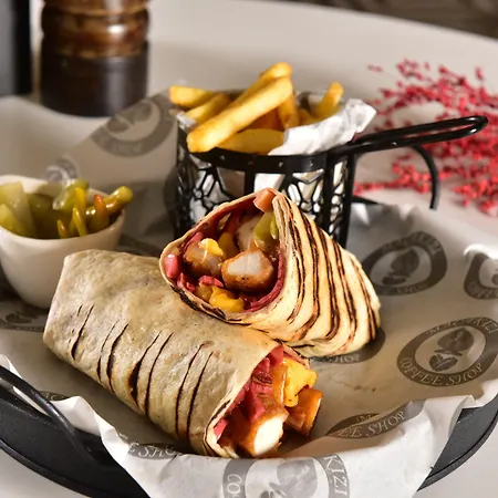 Sky Roof Ξενοδοχείο 3*