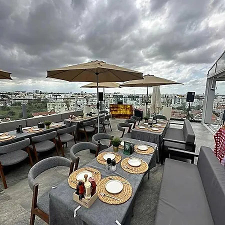 Sky Roof Ξενοδοχείο