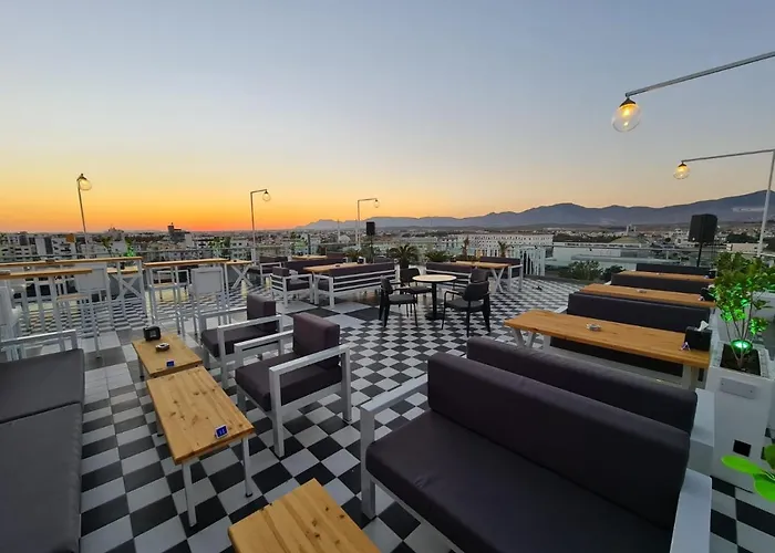 Sky Roof 3* 尼科西亚