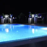 Sky Roof 3*